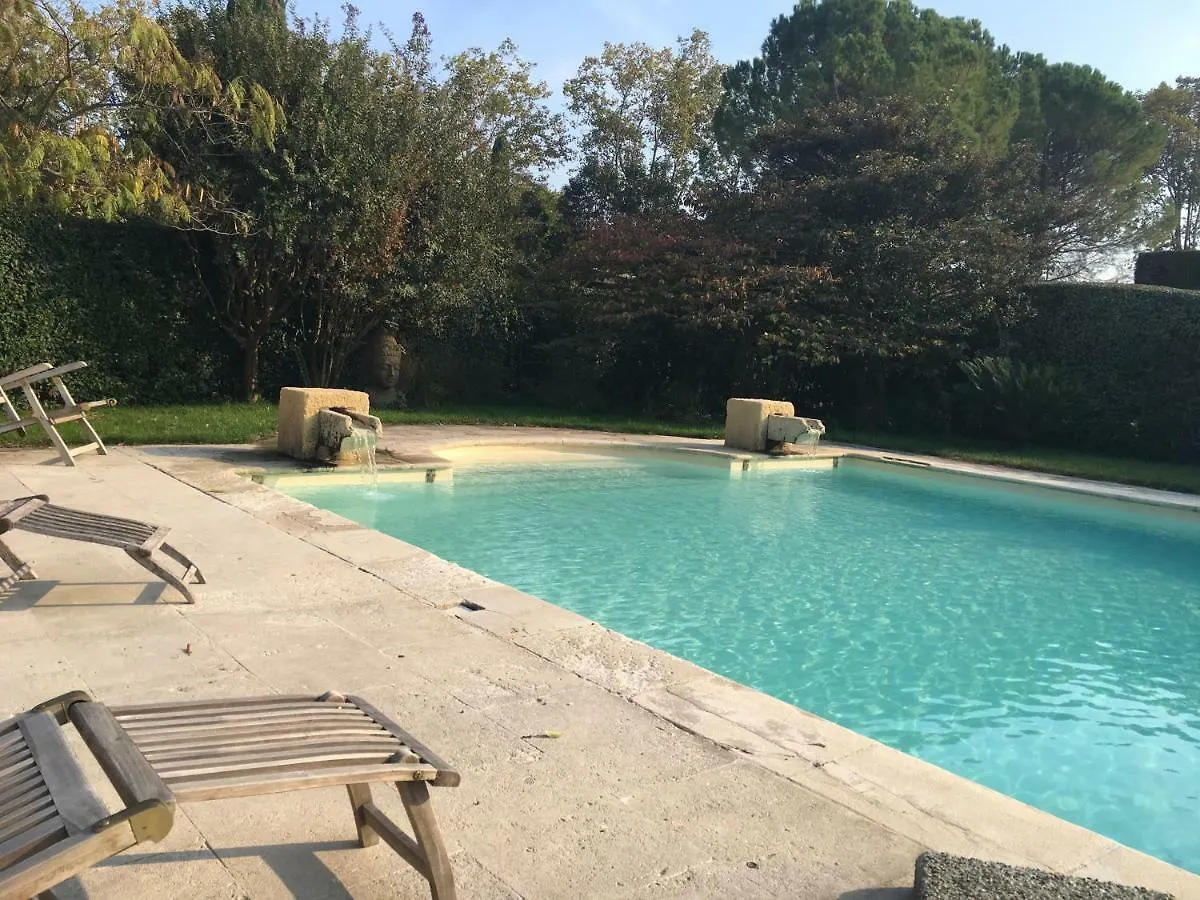 Le Mazet Du Chateau Fontvieille